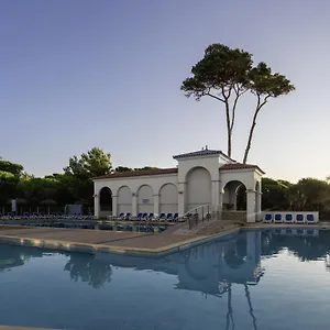 https://club-belambra-presquile-de-giens-riviera-beach-club.fr-provencehotel.com