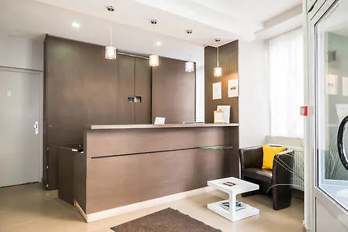 **  Bonsejour Montmartre Hotel Paris France